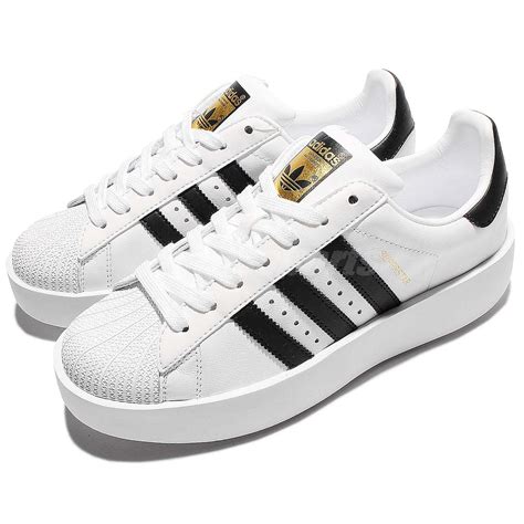 women's Adidas classic sneakers